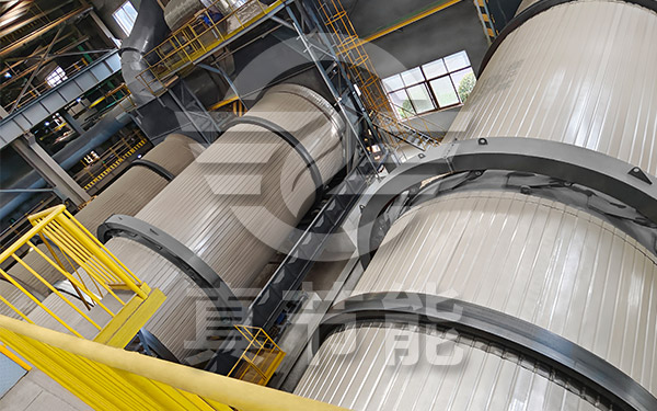 薯渣烘干機(jī)運(yùn)行現(xiàn)場